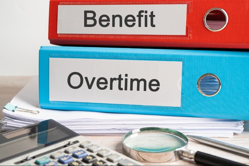 Base Salary vs. Allowances: Differences and How to Calculate Them